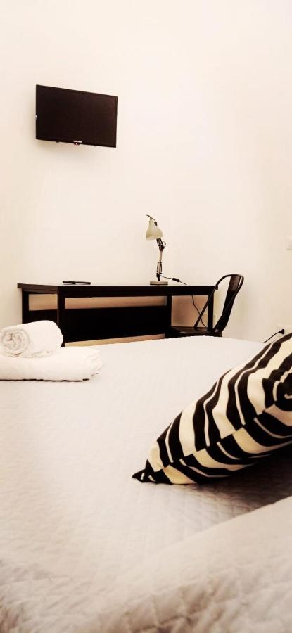 Andirivieni Lecce Casa Vacanze Luaran gambar
